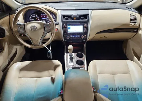 2015 Nissan Altima 2.5 z USA, uszkodzony, nr VIN 1N4AL3AP5FC451575